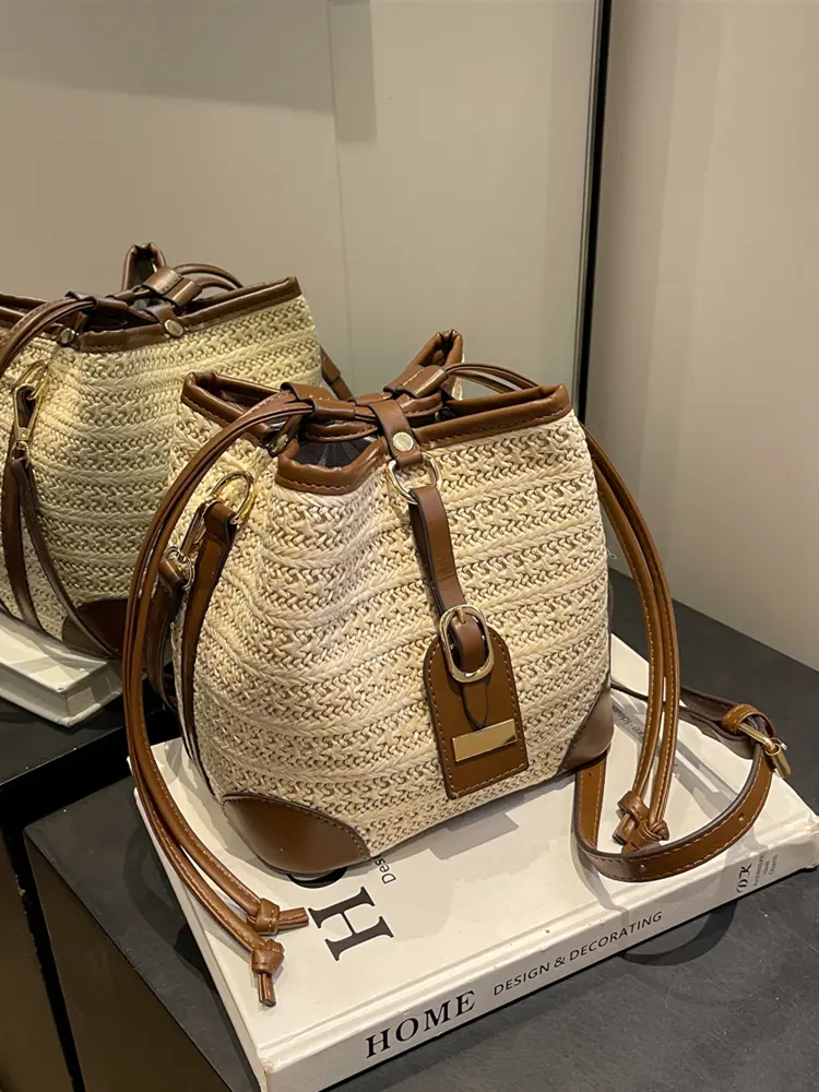 Faionable Color Blo Buet Bag Women's Crossbody Bag Single oulder Strap Woven Design Dstring Casual Handbag