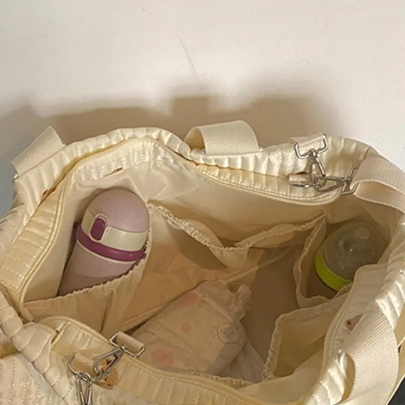 Large Capacity Mom Bag Handbag for Easy Storage Baby Bottles and Diapers with Embroidered Designing