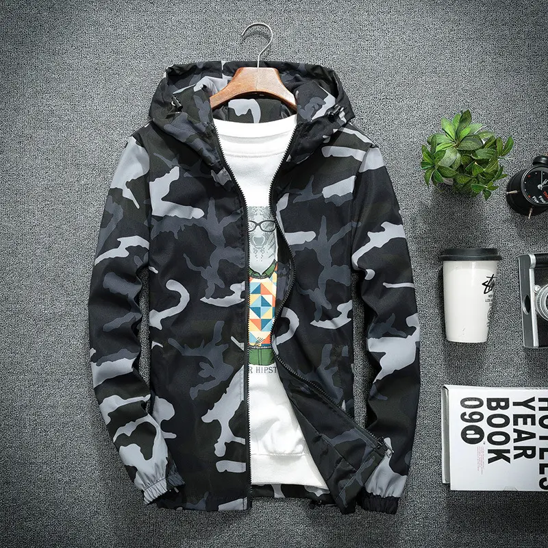 Spring Autumn Mens Hiking Jackets Men Casual Windbreaker Camouflage Hooded Coats Mens Fashion Hip Hop Bomber Jackets Clothing