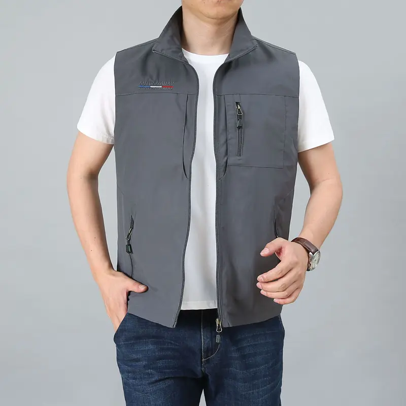 Summer Men's Ultra Light Mesh Vests Casual Men Fishing Breathable Vest Mens Multi-Pocket Waterproof Sleeveless Jackets Clothing