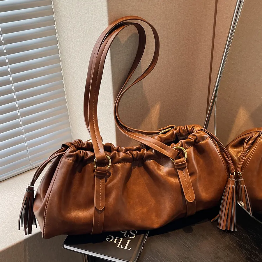 Women Pu Handbag Solid Large Capacity Casual Tote Bags Soft Designer Casual Commute Underarm Pack Lady Versatile Shoudler Purses