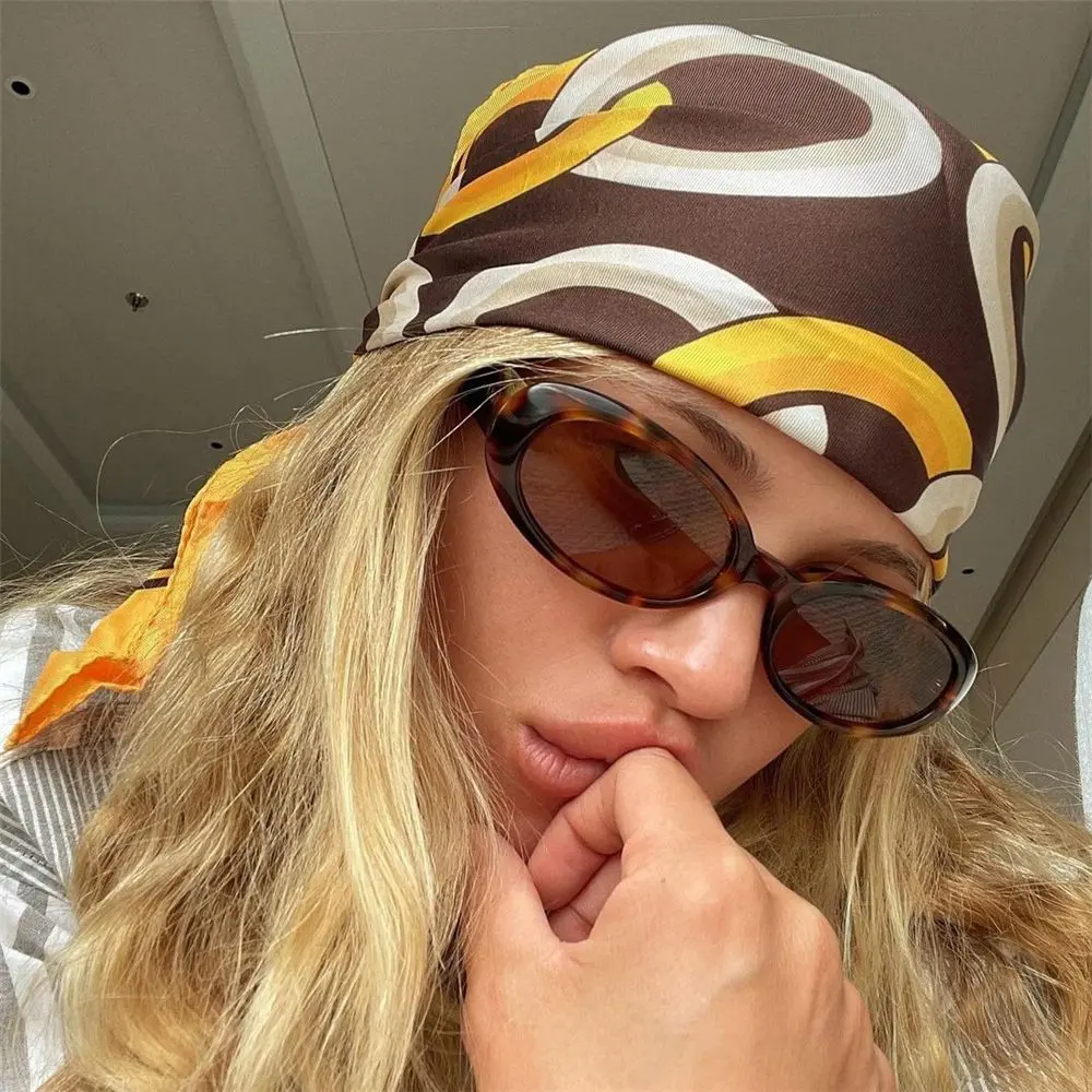 Retro Oval Sunglasses Small Frame Women's Sunglasses Gothic Sun Glasses for Women/Men Streetwear Eyewear