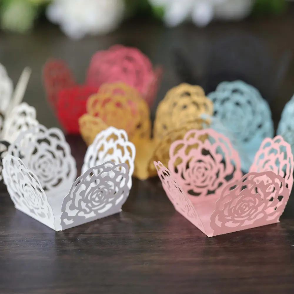 50pcs Paper Chocolate Packing Separating Trays Paper Holder Hollow-Out Chocolate Muffin Wrappers Wedding Party Dessert Decor