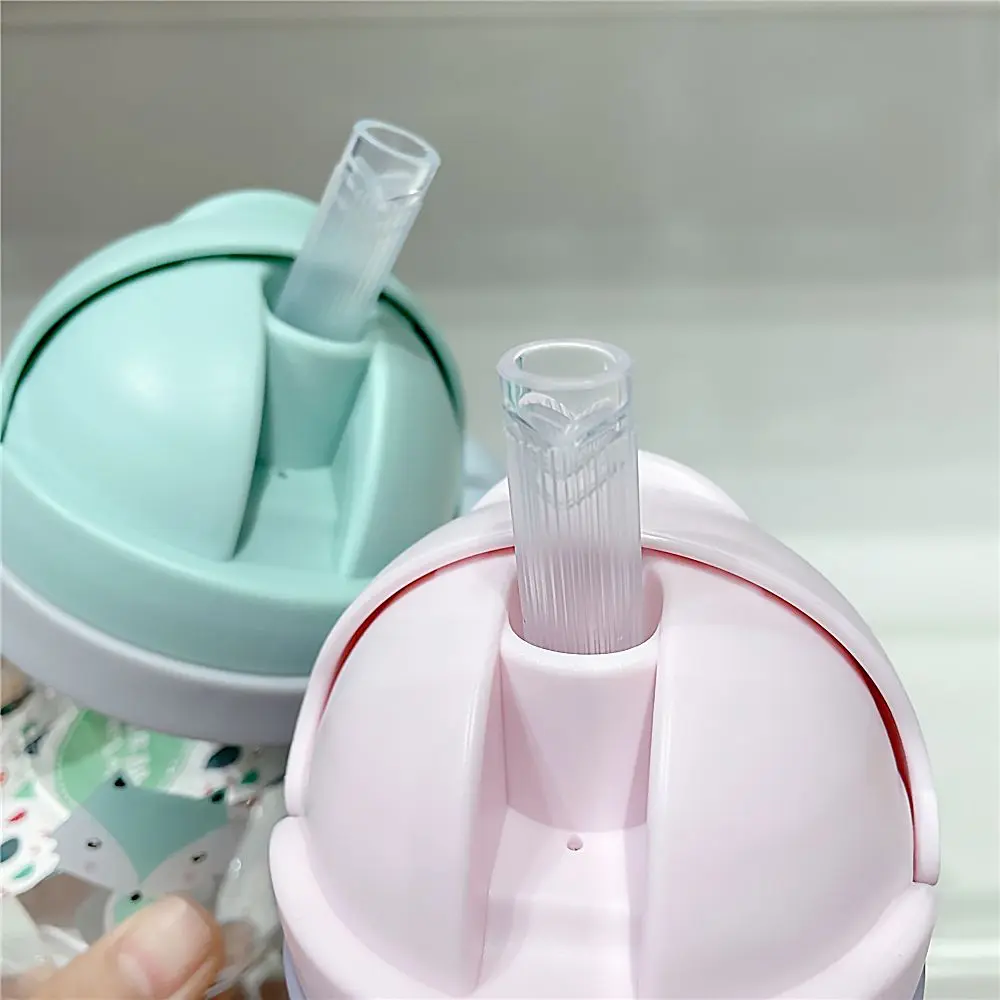 250ML Cartoon Sippy Cups for Toddler and Kids Child Learning Cup Water Bottle with Straw and Gravity Ball Handle Feeding Cup