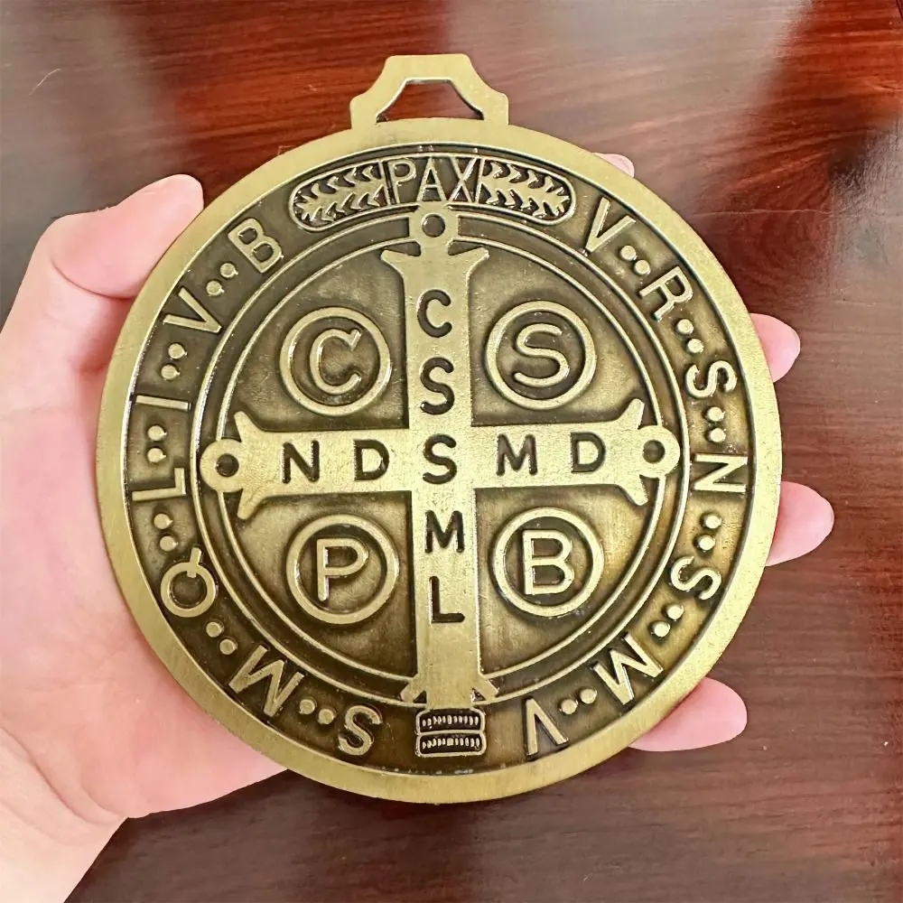 Extra Large Saint Benito Medal 5 Inch Vintage Brass Saint Benedict Round Prize Home Decor Pendant Zinc Alloy