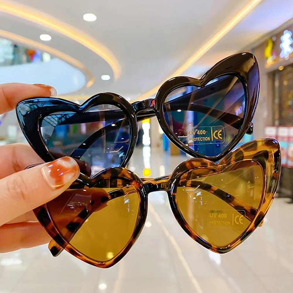 Heart Shaped Kids Sunglasses Lovely Children Sun Glasses Street Shooting Sunglasses Unique Boys Girls Heart Glasses Party