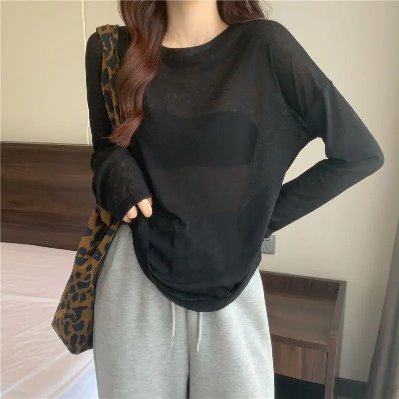 Summer New Versatile Solid Color Loose Round Neck Long-sleeved Sunscreen T-shirt Bottoming Shirt Women's Korean Version Slim Top