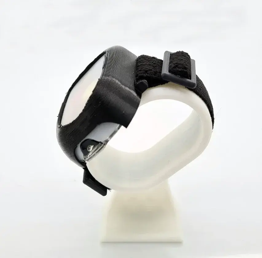 Omnipod Grip Shield with Comfort Ring. Reusable, Flexible One-Handed Application