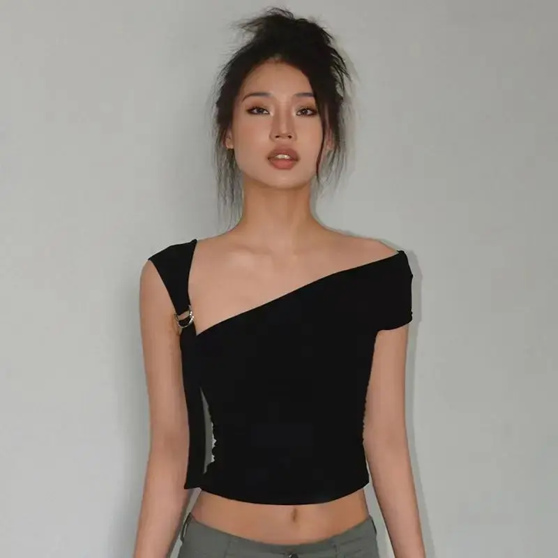 Solid Color Diagonal Shoulder Sling T-Shirt Women Tight Sexy Single Sleeved Slim Casual Cropped Top Summer Off Shoulder Tops