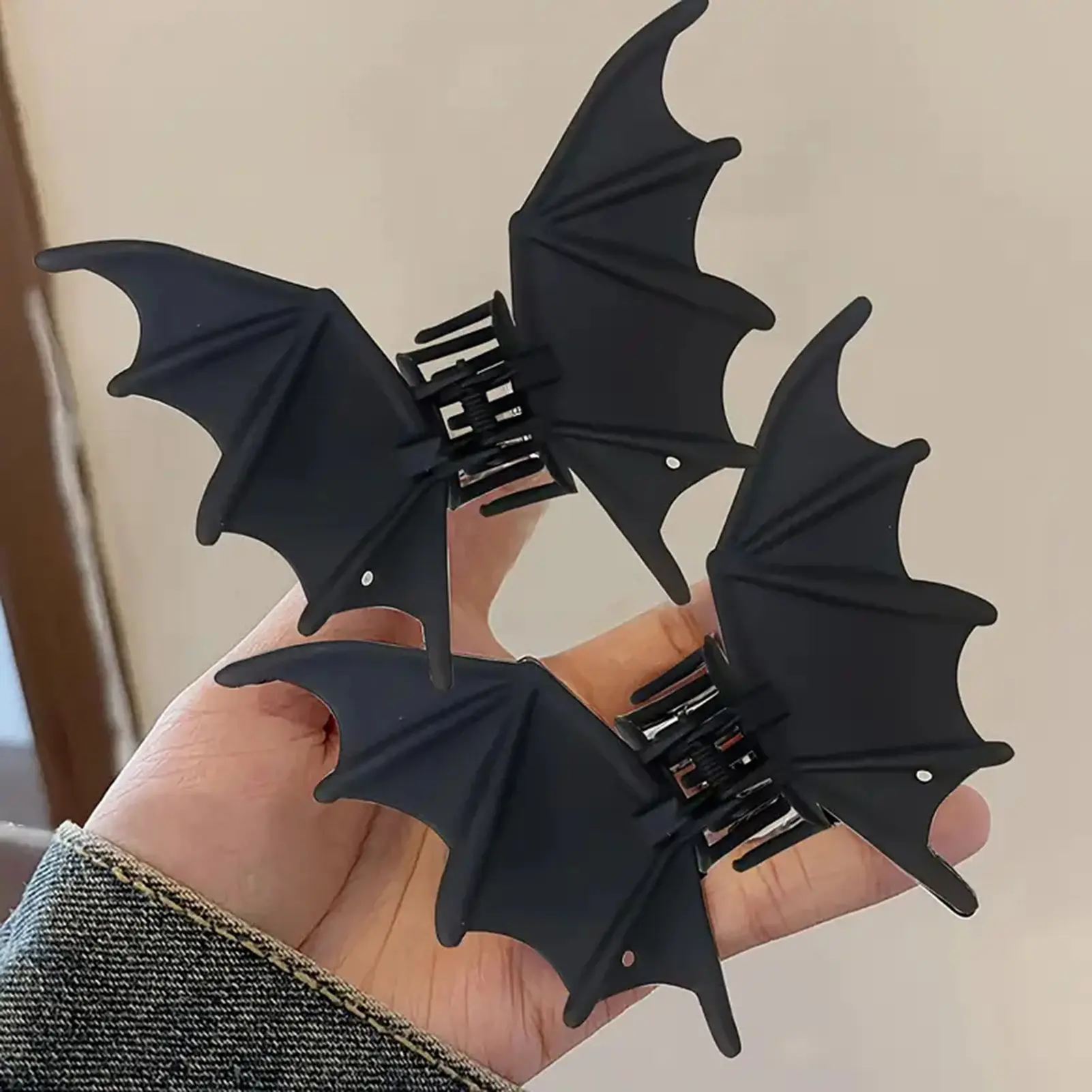 Halloween Matte Black Bat Ponytail Hair Clip Woman Punk Gothic Shark Hair Barrettes Headpiece For Hair Accessory Hair Styling