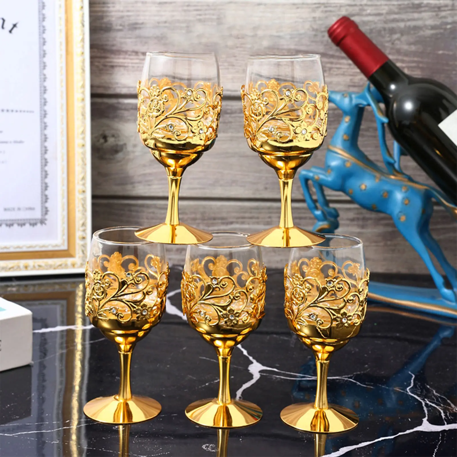 1pc Vintage European Metal Goblet Hollow Engraving Golden Wine Cups Wine Glass Goblet for Party Wedding Use 12*5cm