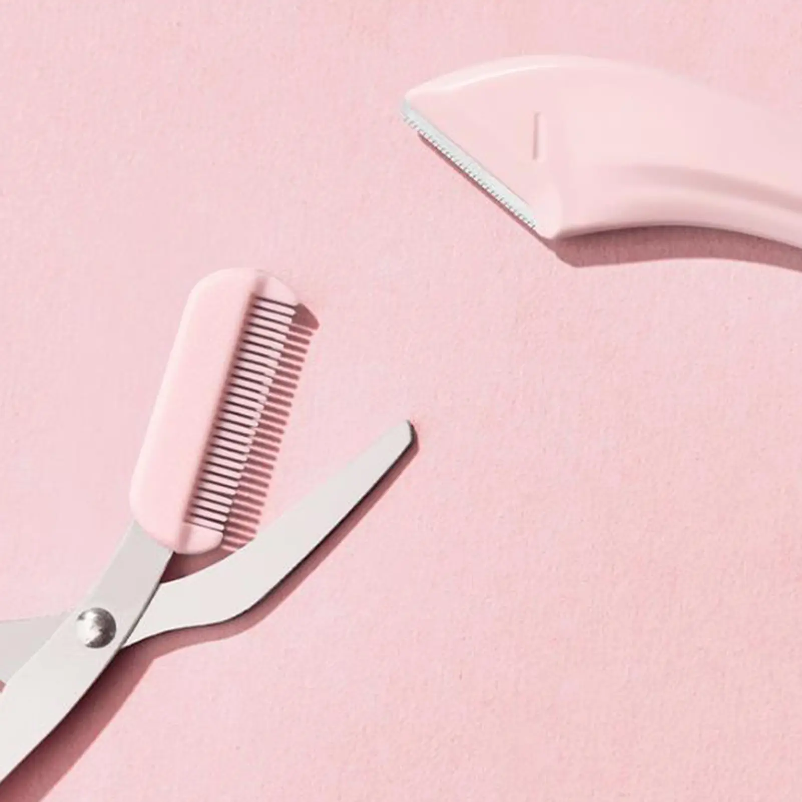 3pcs Eyebrow Trimmers Set Eyebrow Scissors with Comb for Beginners Safety Anti Scratch Bending Moon Eyebrow Scraper Set