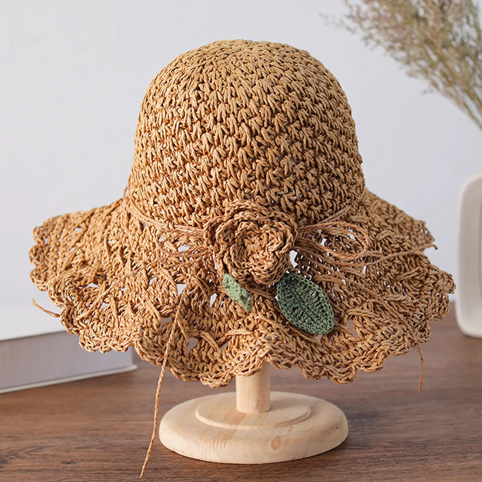 Women's Summer Sun Hat Wide Brim Elegant Crochet Straw Hat Fresh Holiday Seaside Beach Hat for Outdoor Sports Hiking Travel