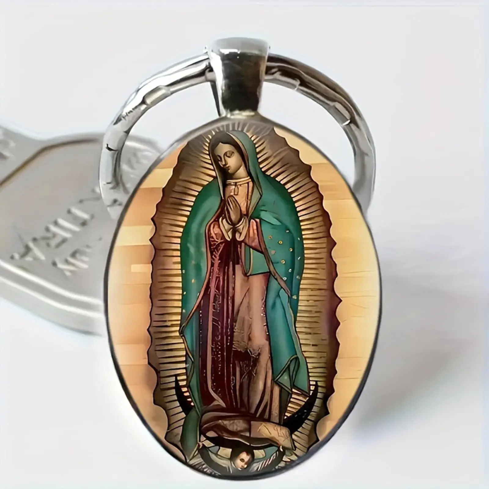 2025 Best Virgin Mary Keychain Glass Dome Retro Style Flat Alloy Key Chain Pendant Behind The Dome Durable And Convenien
