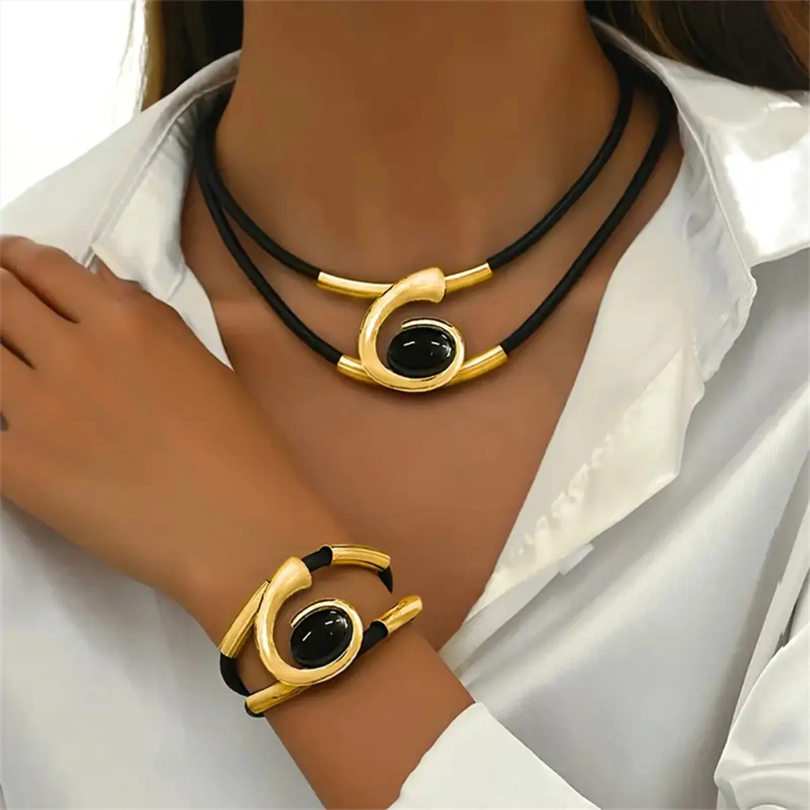 Retro Necklace Bracelet Set Bohemian Spiral Acrylic Combination Female Amulet Party Accessories Gifts Adjustable Fit