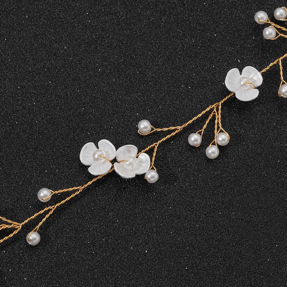 Girls' White And Golden Flowers With Wedding Party Headdress Bride's Hair Accessories Headdress Female Sweet And Lovely Headdres