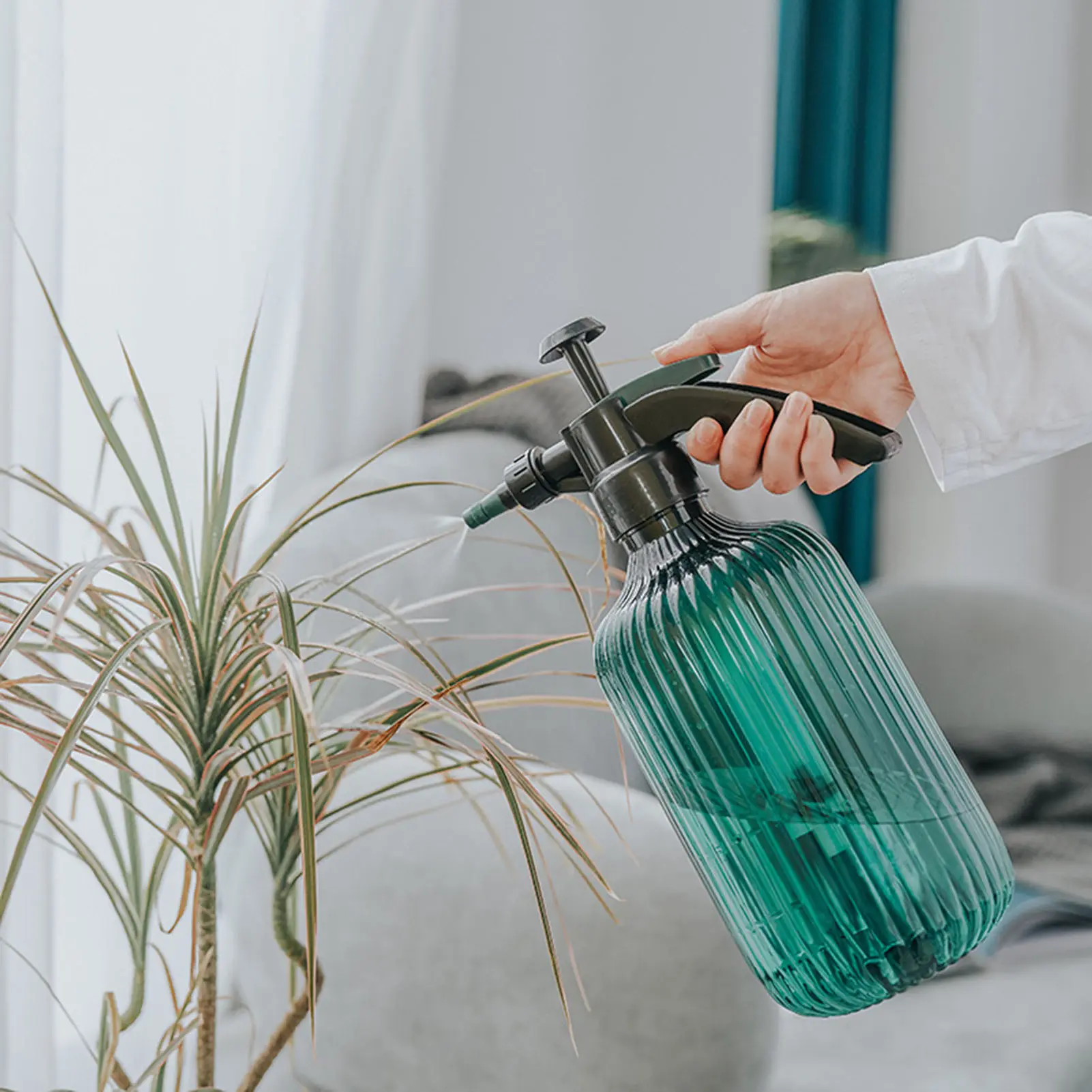 2l Portable Pressure Garden Spray Bottle Kettle Plant Flowers Watering Pressurized Spray Watering  Gardening Tools Accessories