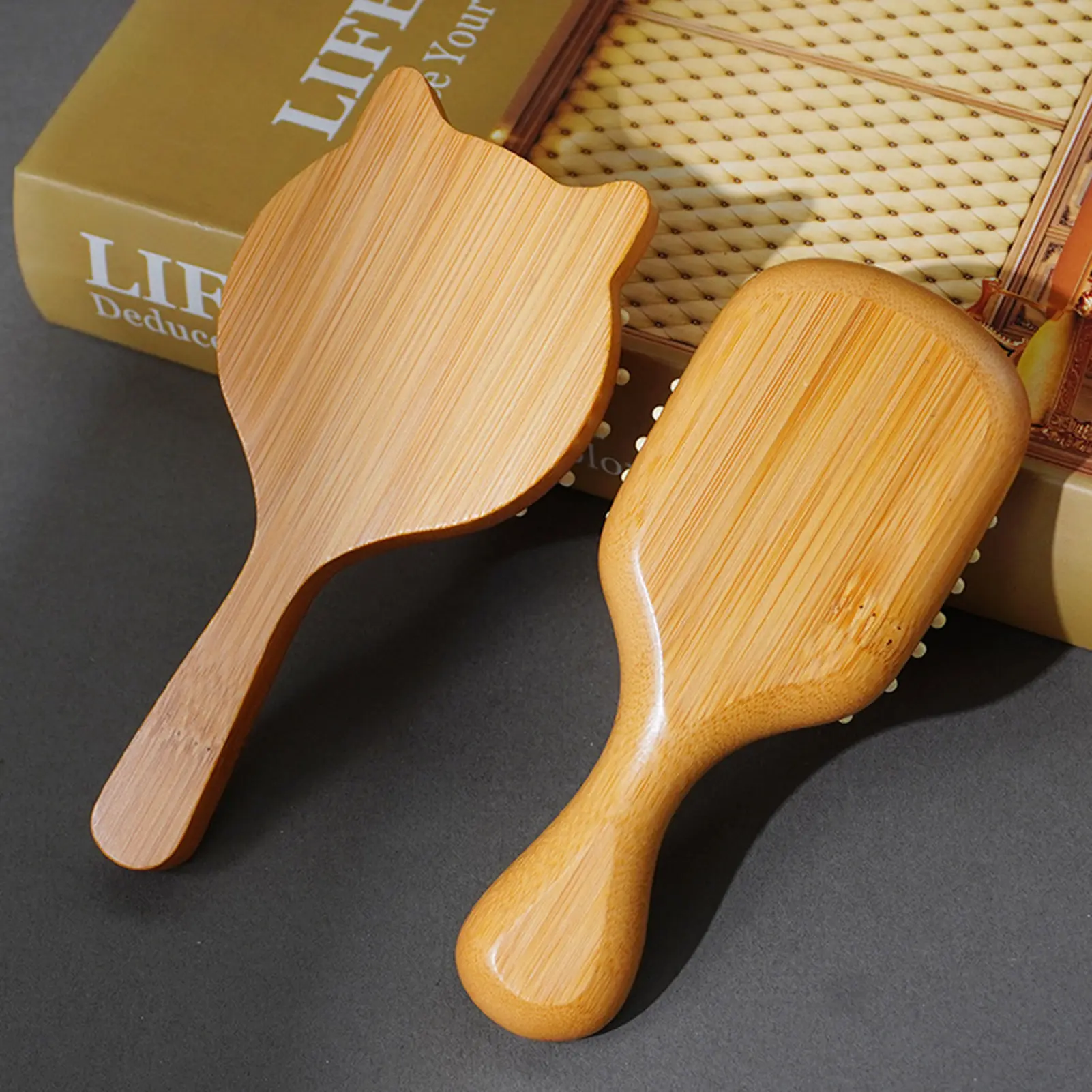 Natural Wooden Paddle Hairbrush Handheld Scalp Massage Air Cushion Hair Comb Anti-static Air Cushion Hair Comb Styling Tools