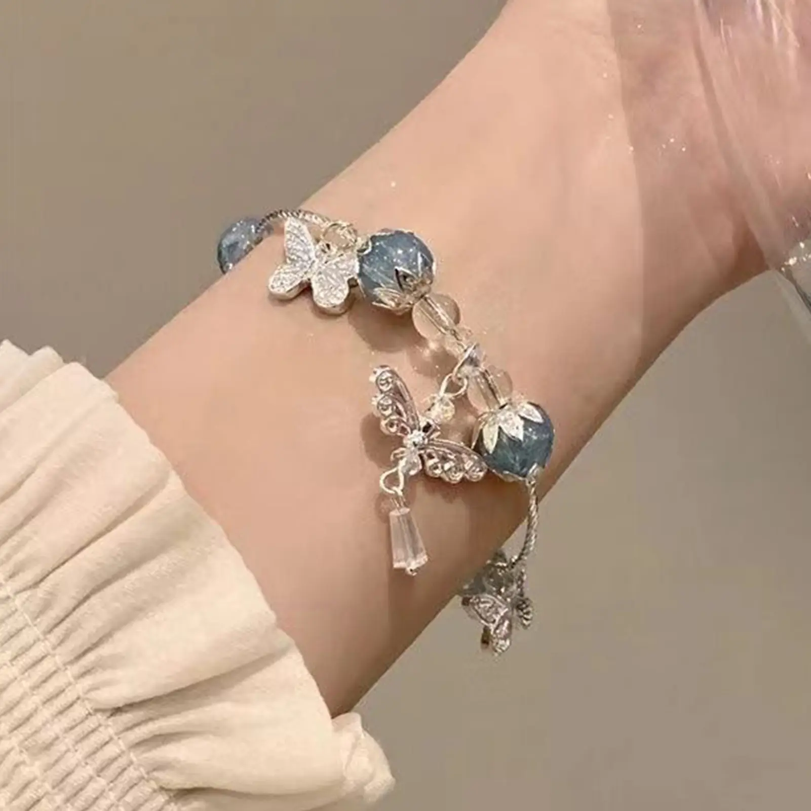 Fashion Bracelet Strand Beads Korean Fashion Jewelry For Women Charm Bracelet Butterfly Hand Decoration Accessories Girls Gift