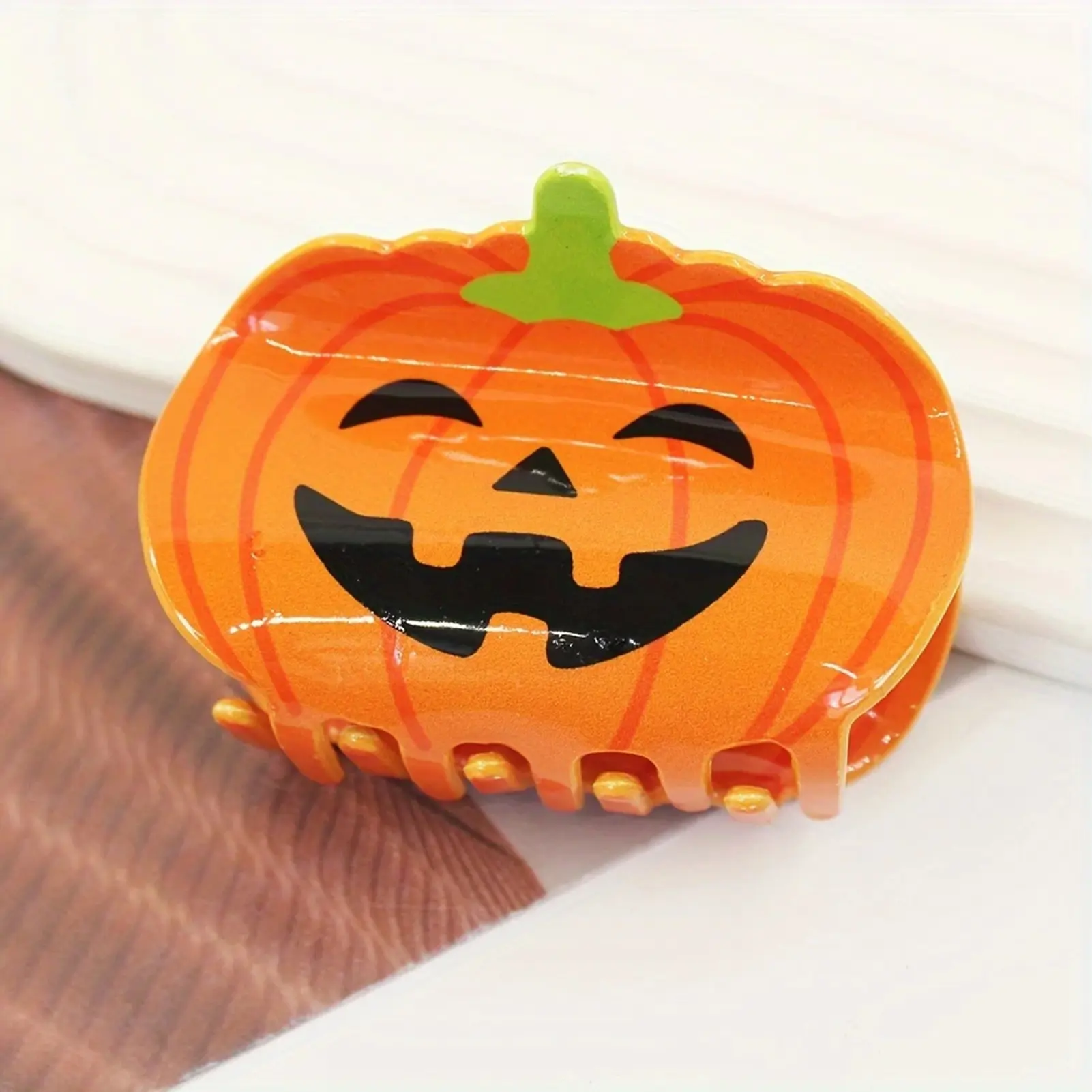 Halloween Pumpkin Shark Hair Clips Halloween Strong Hold Cute Hair Accessories For Women Girls Ponytail Holders Hairpin