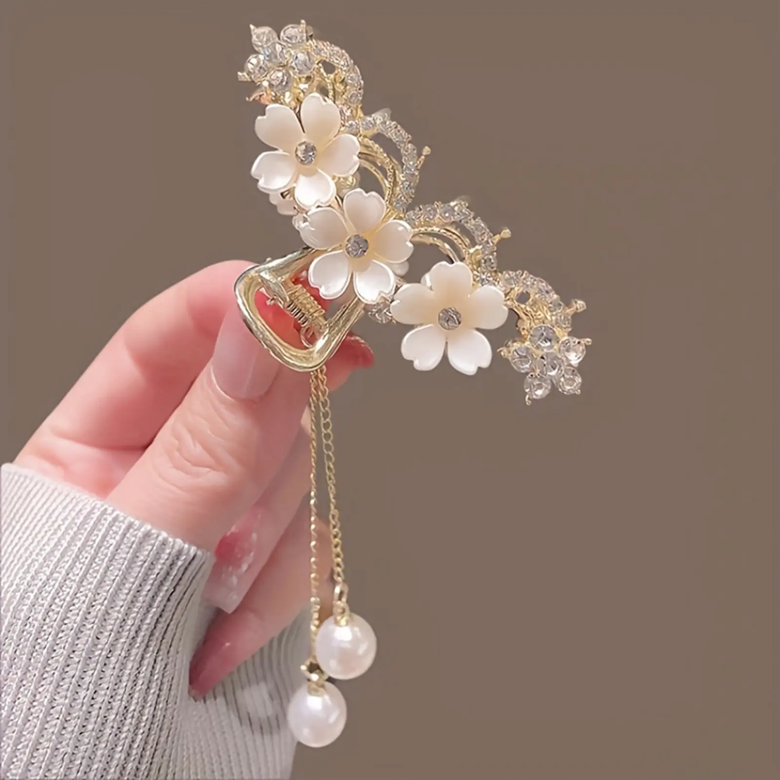 Luxurious Flower Rhinestone Hair Clips Versatile White Floral Decor Glitter Hair Clips for Women and Girls Daily  Hair Styling