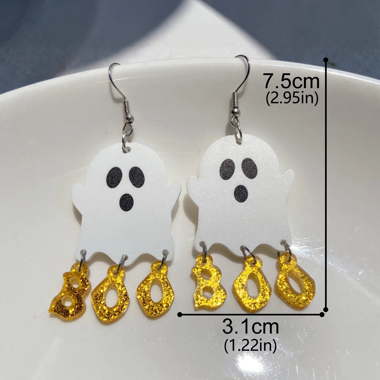 Halloween Acrylic White Ghost Earrings Playful Spooky Boo Dangling Jewelry for Women Cute Costume Party Ear Decor Accessories