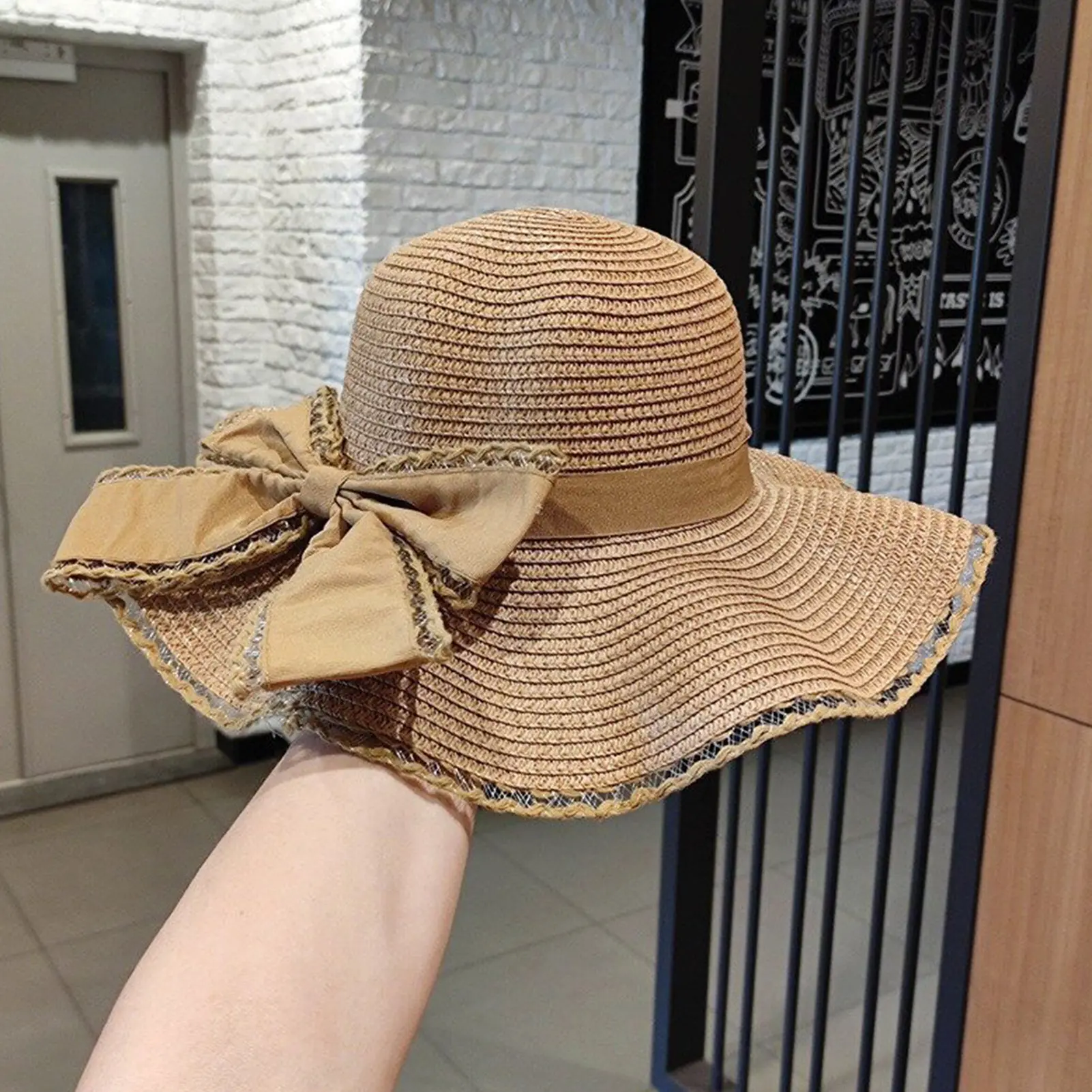 Summer Straw Hat Women Wide Brim Summer Hat With Lace Bowknot Design Elegant Straw Hats for Summer Beach Fishing Hiking Gift