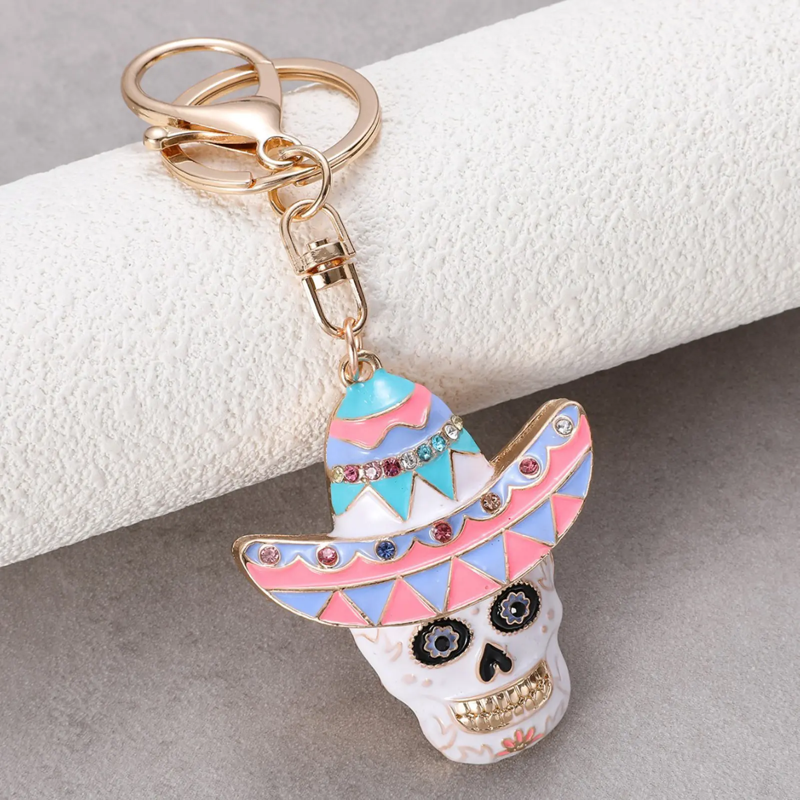 Halloween Pink Skull Keychain Diamond Decor Gothic Charm Pendant for Bag/Purse Spooky Happy Halloween Keychain for Women Girls