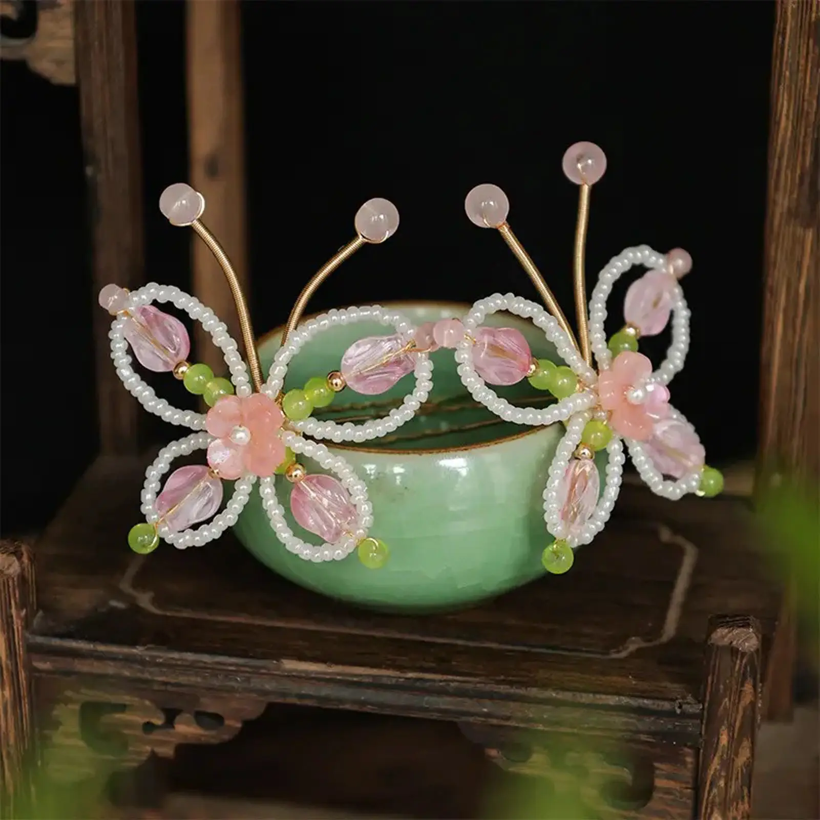 Ladies Temperament Butterfly Hairpin Butterfly Pearl Tassel Tulip Side U-shaped Hairpin Birthday Gift Hair Accessories Perfect