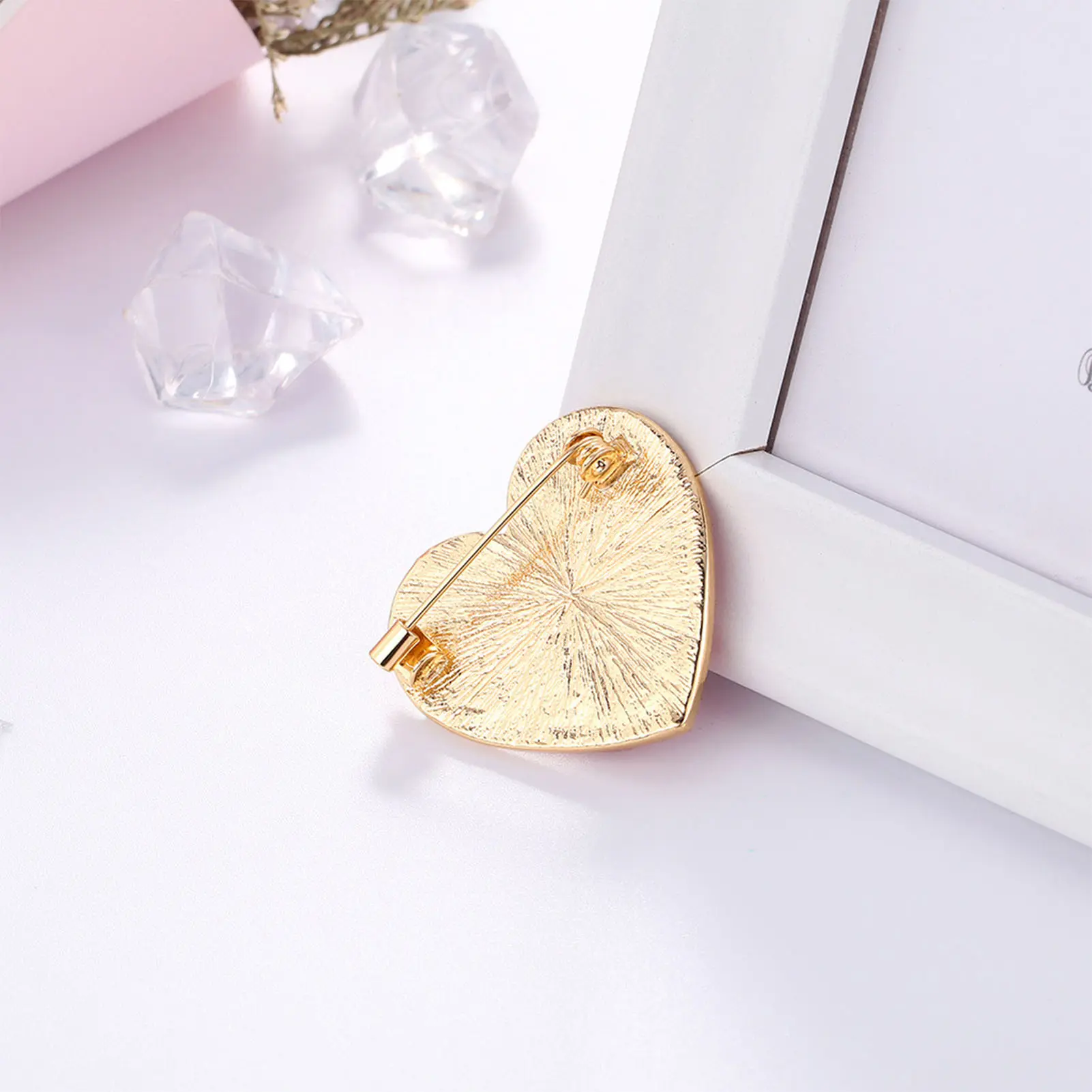 Red Heart Shaped Brooch  Alloy Electrocardiogram Curve Jewelry Enamel Pin Clothes Accessories New Year Valentines Day Gift