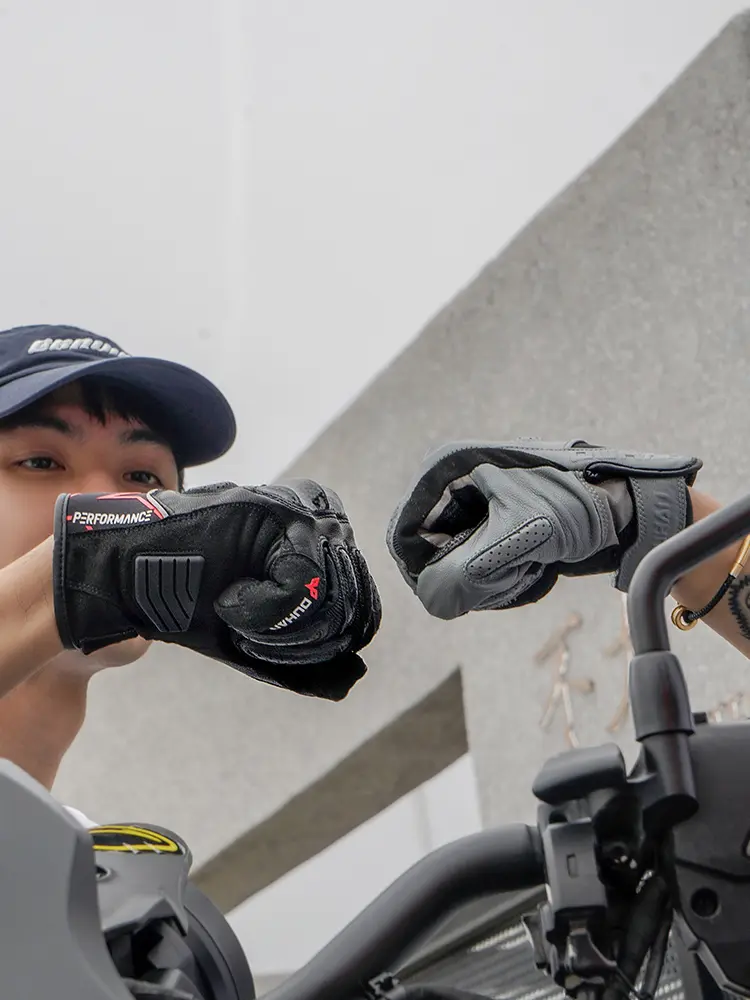 DUHAN Summer Motorcycle Gloves Carbon Fiber Shell Knight Motorbike Gloves Anti Drop Breathable All Finger Glove Equipment
